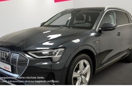 Audi e-tron 33.390 km 33.900 &euro; Düsseldorf 40233