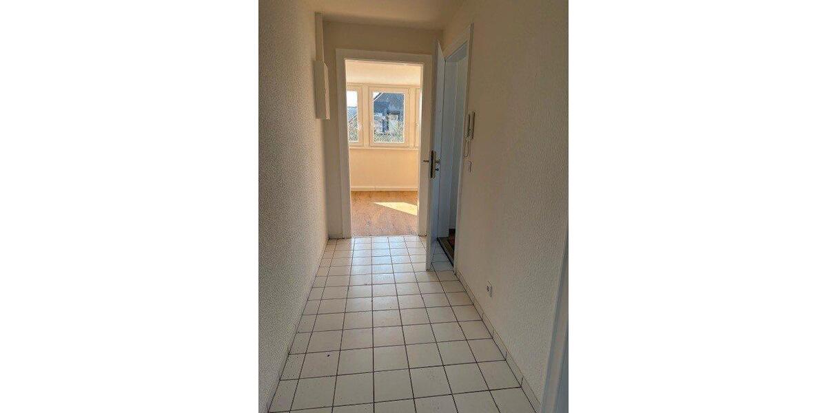 Dachgeschoßwohnung Düsseldorf Stadtbezirk 6 - 2 Zimmer, 52 m&sup2;, 730&euro; | Angebot:26132194