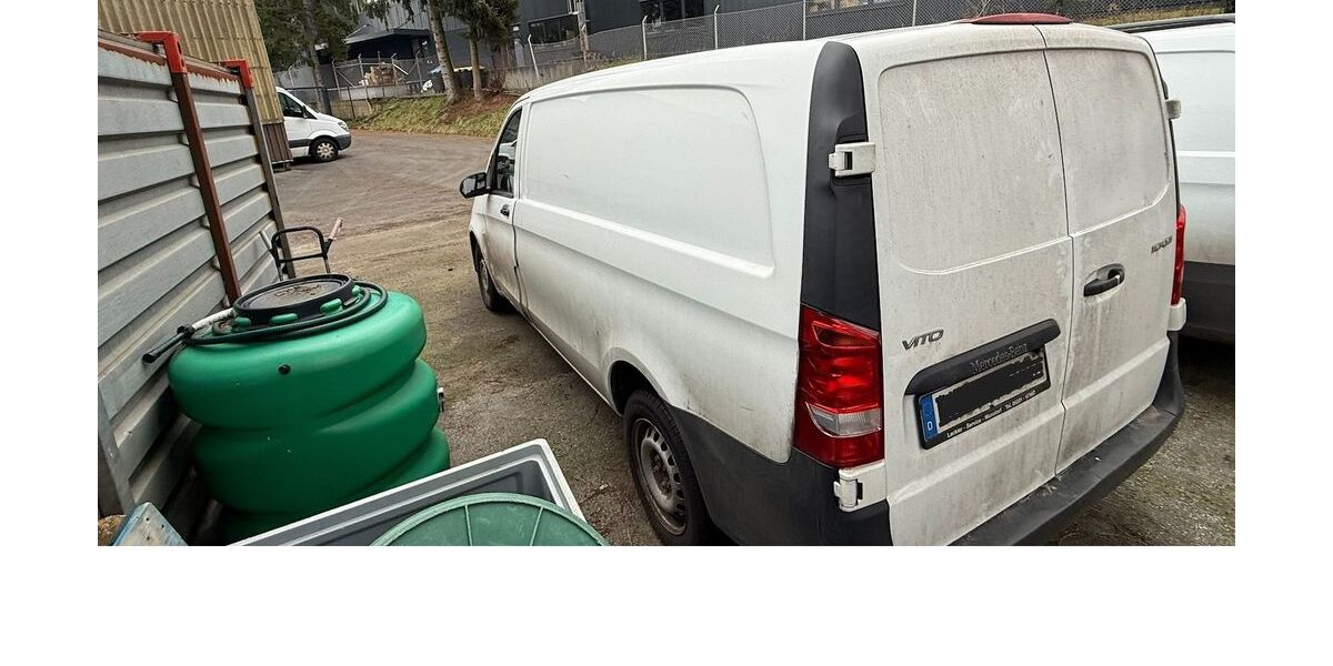 Mercedes-Benz Vito 129.870 km 11.490 &euro; Düsseldorf 40597