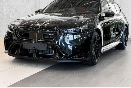 BMW M5 1.608 km 137.110 &euro; Köln-Nord 50739