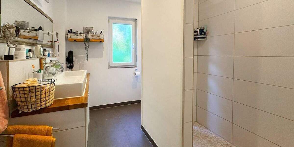 Einfamilienhaus Niederkassel Rheidt - 4 Zimmer, 150 m&sup2;, 597.000&euro; | Angebot:25391904