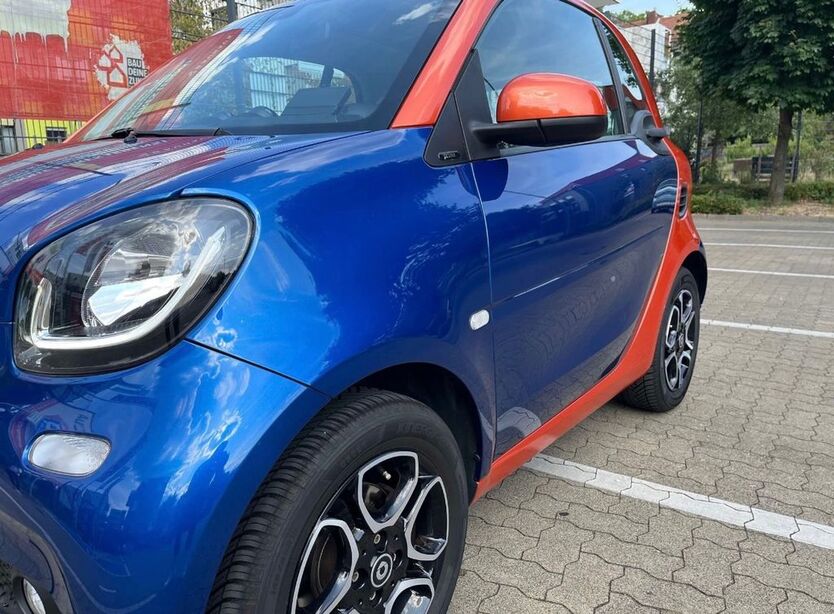 Smart ForTwo 115.552 km 8.699 € leverkusen 51381