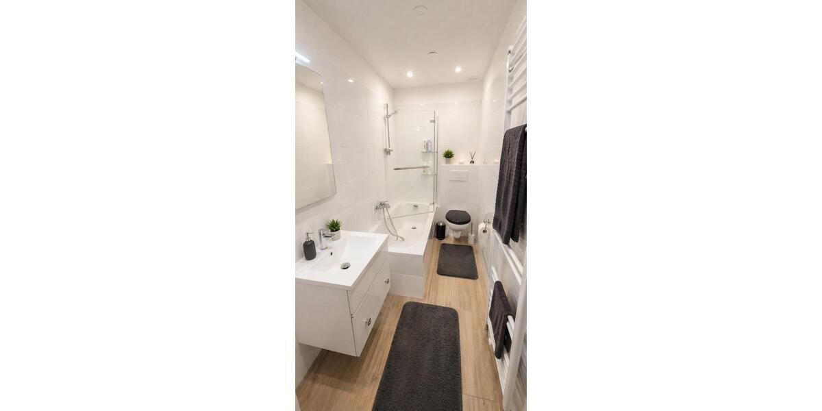 Etagenwohnung Düsseldorf Flingern Süd - 1.5 Zimmer, 38 m&sup2;, 745&euro; | Angebot:26214424
