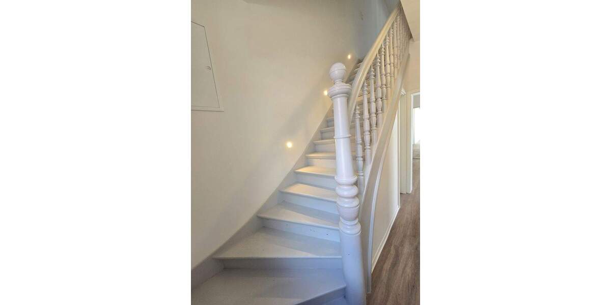 Erstbezug: Saniertes Stadthaus im Zentrum von Frechen 4 zimmer