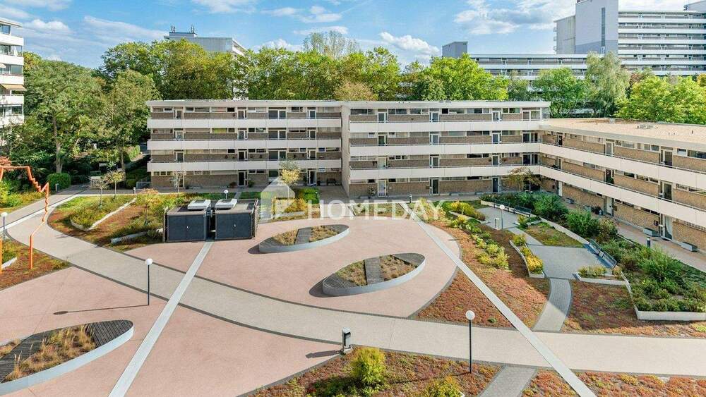 Großzügige 4-Zimmer-Wohnung mit 100 m² Wohnfläche, Loggia und EBK 4 zimmer