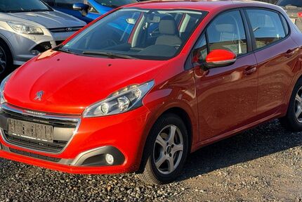 Peugeot 208 99.200 km 4.850 &euro; Erftstadt 50374