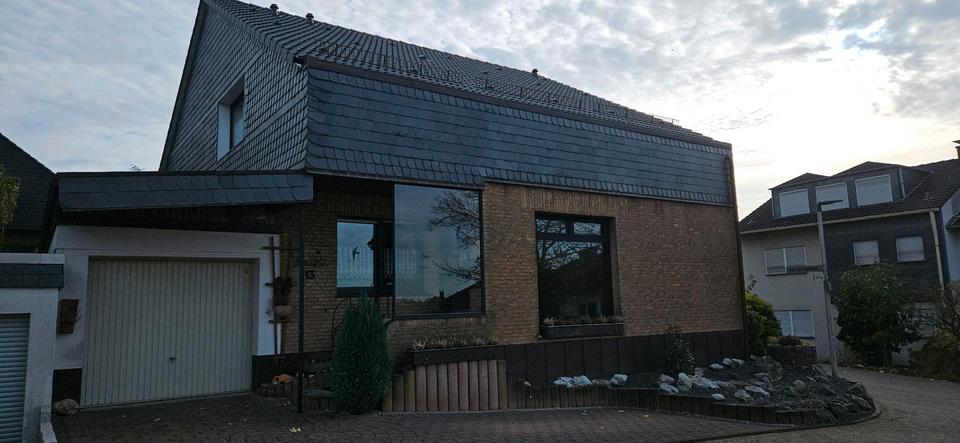 Mehrfamilienhaus, Wohnhaus Wülfrath - 6 Zimmer, 200 m&sup2;, 649.000&euro; | Angebot:25380802