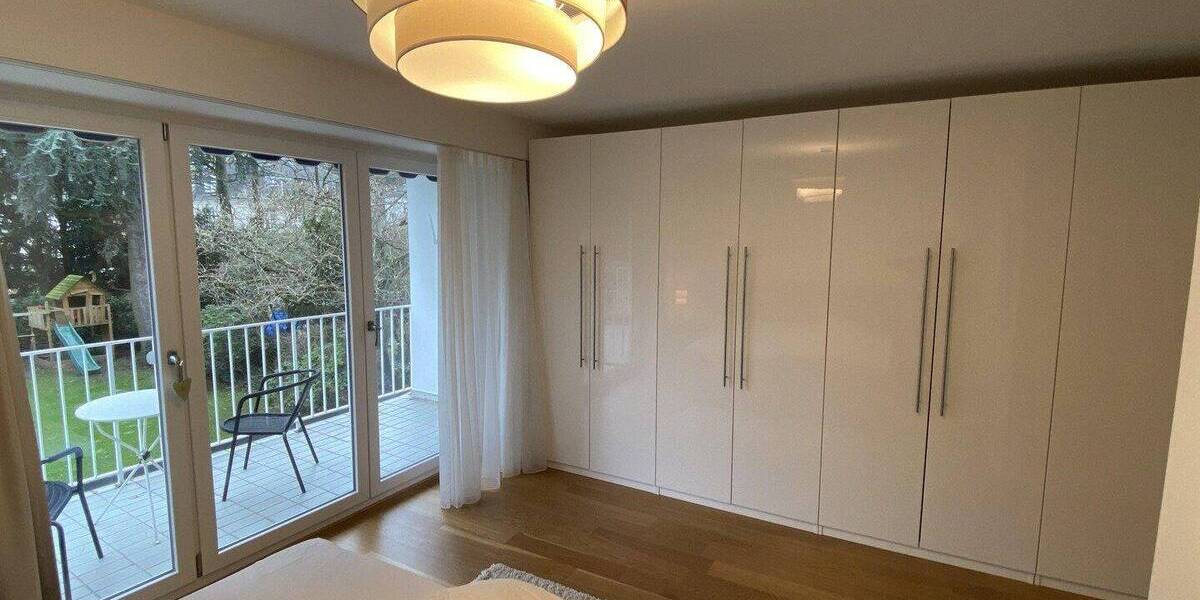 Etagenwohnung Köln Bayenthal - 2 Zimmer, 90 m&sup2;, 2.050&euro; | Angebot:26929407