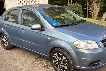 Chevrolet Aveo 136.730 km 2.499 &euro; Leverkusen 51381