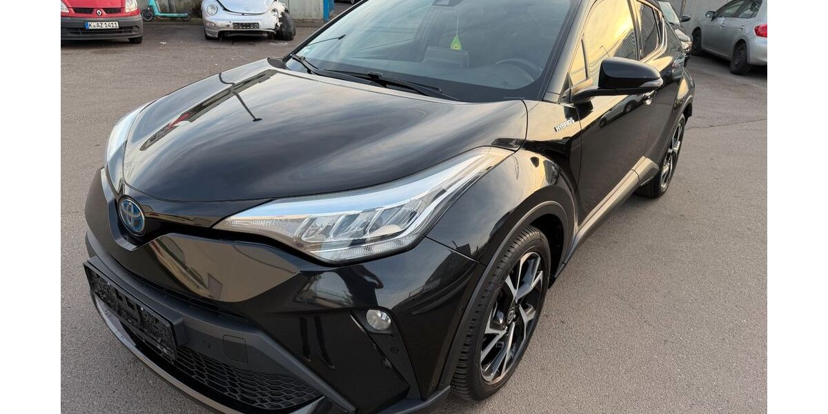 Toyota C-HR 124.795 km 17.500 &euro; Köln 50827