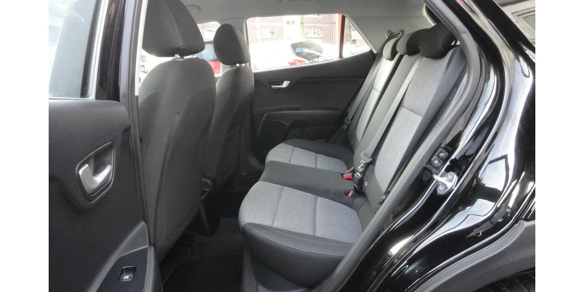 Kia Stonic 1,2 Edition7- Klima SHZ PDC Alu 33Tk,1 Hd 33.000 km 12.999 &euro; Neuss 41462