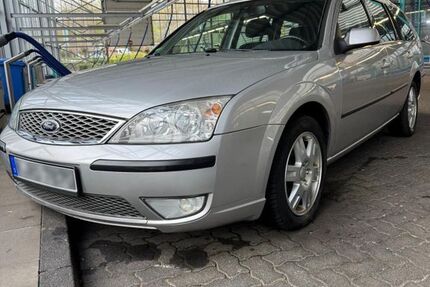 Ford Mondeo 212.000 km 1.100 &euro; Bergisch Gladbach 51465