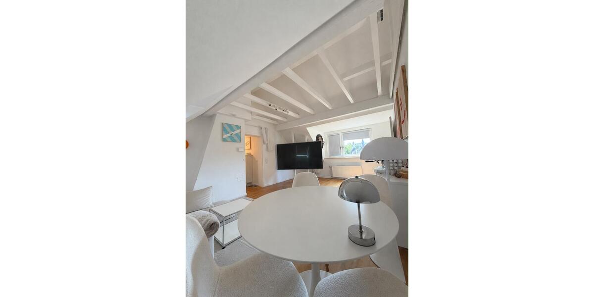 Dachgeschoßwohnung Köln Ehrenfeld - 2 Zimmer, 56 m&sup2;, 269.000&euro; | Angebot:27096072