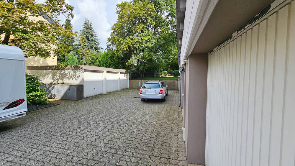 Gut vermietete 2-Zimmer-Dachgeschosswohnung mit Balkon u. Garage im Herzen von Burscheid 2 zimmer