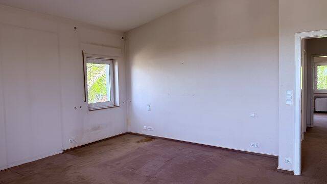 Einfamilienhaus Erftstadt Bliesheim - 7 Zimmer, 185 m&sup2;, 590.000&euro; | Angebot:26161078