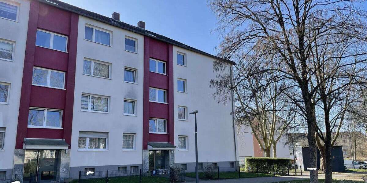 Etagenwohnung Köln Kalk - 3 Zimmer, 82 m&sup2;, 250.000&euro; | Angebot:25720414