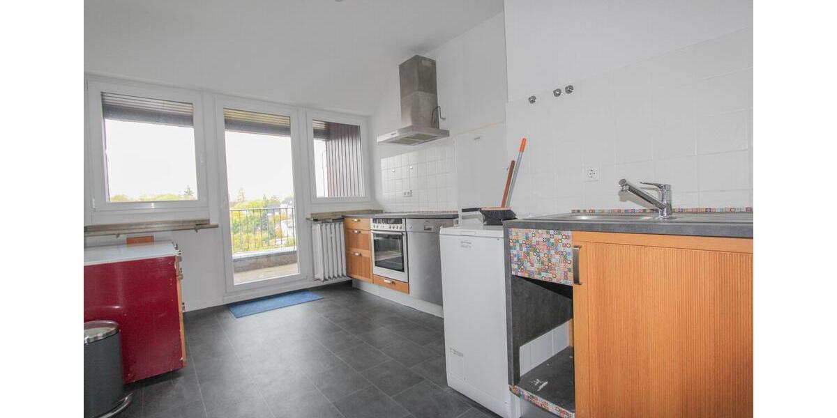 Charmante Dachgeschosswohnung in Zentraler Lage von Neuss 2 zimmer