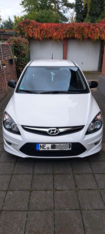 Hyundai i30 127.000 km 5.500 € Dormagen 41542