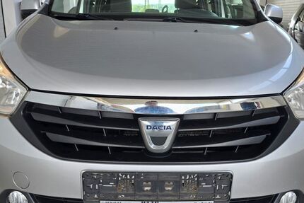Dacia Lodgy 175.000 km 5.500 &euro; Brühl 50321