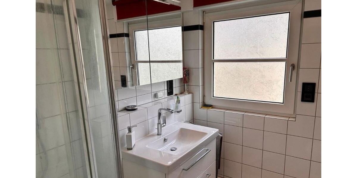 Maisonettenwohnung Solingen Central - 2 Zimmer, 64 m&sup2;, 190.000&euro; | Angebot:27630540