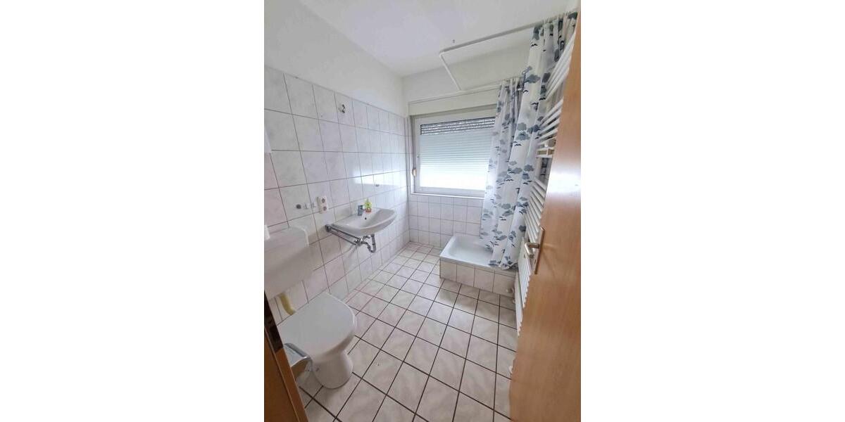 Ab sofort: Wohnen in einer ruhigen Seitenstraße - schicke Wohnung mit moderner Ausstattung 3 zimmer