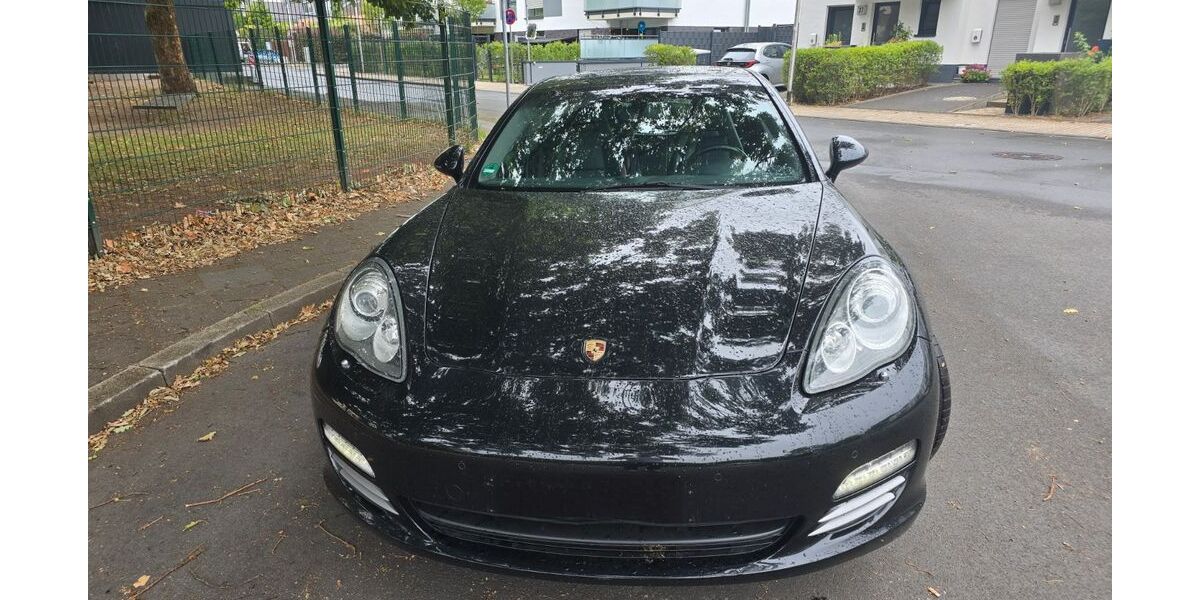Porsche Panamera 222.000 km 15.500 &euro; Monheim 40789