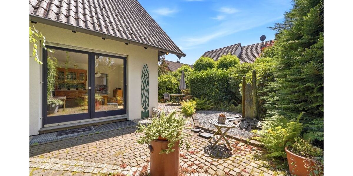 Idylle in Lohmar - Freistehendes Einfamilienhaus mit besonderer Architektur und lichtdurchfluteten Räumlichkeiten! - Einfamilienhaus Lohmar | Angebot:27107864