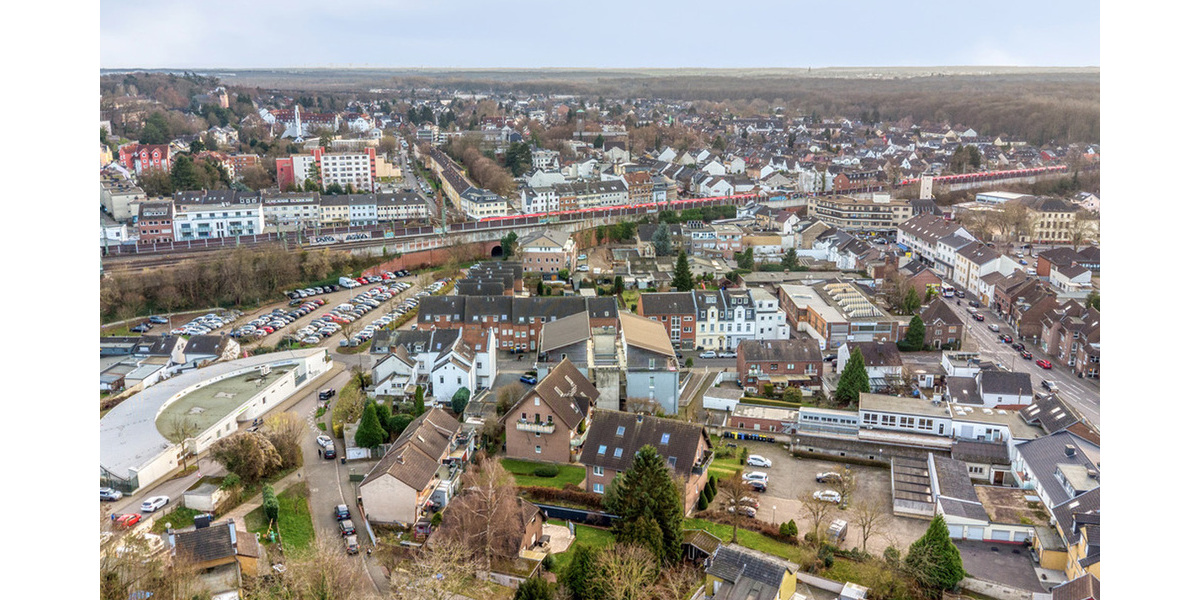 Mit 3D: Historisches Fachwerkhaus nahe der Horremer Innenstadt in ruhiger Lage mit Einliegerwohnung 6 zimmer