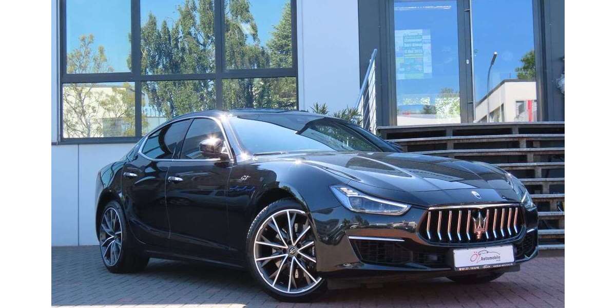 Maserati Ghibli 28.638 km 49.900 € Neuss 41469