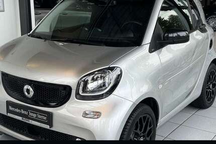 Smart forTwo 81.890 km 14.680 &euro; Köln 51105