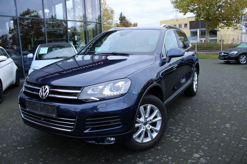 VW Touareg 130.422 km 14.800 € Brühl 50321