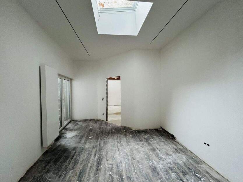 Kernsanierte, teilmöblierte 4-Zimmer-WG in zentraler, gut angebundener Lage in Köln-Ehrenfeld! 4 zimmer