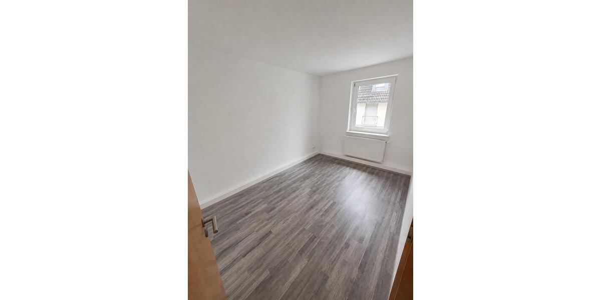 Etagenwohnung Remscheid - 3 Zimmer, 64 m&sup2;, 149.000&euro; | Angebot:26819161