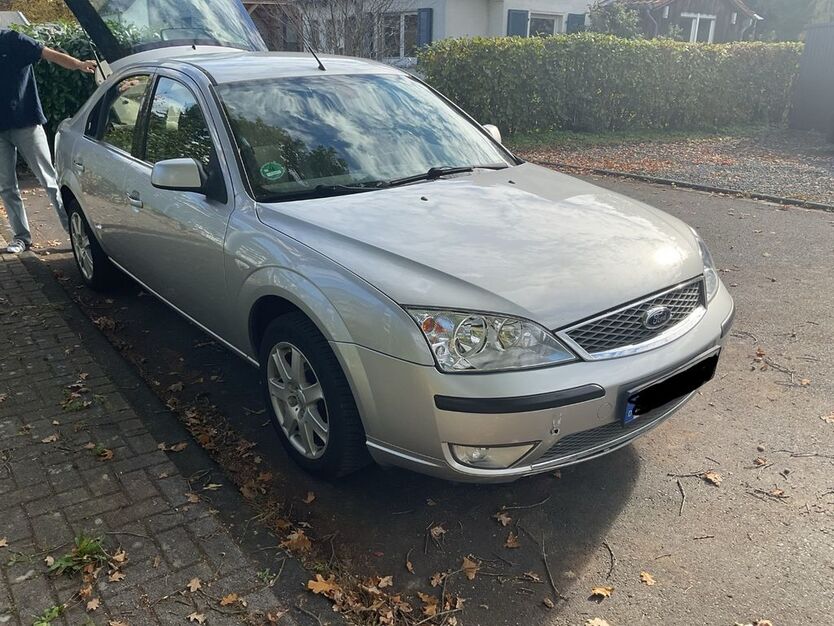 Ford Mondeo 138.000 km 1.900 € Bergisch Gladbach 51427