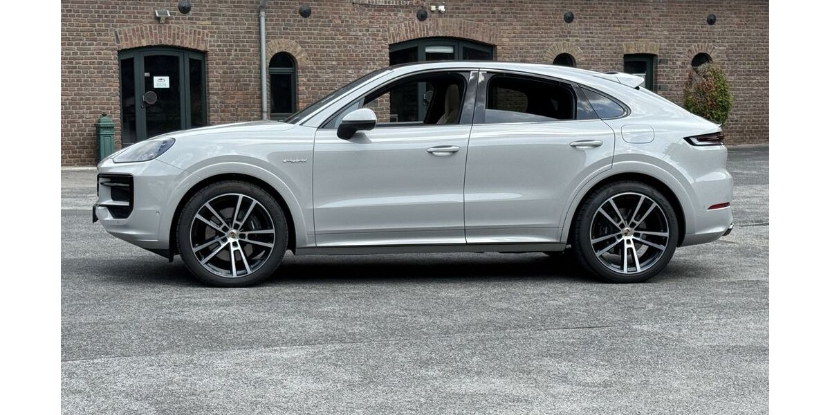 Porsche Cayenne 12.100 km 119.790 &euro; Frechen (bei Köln) 50226