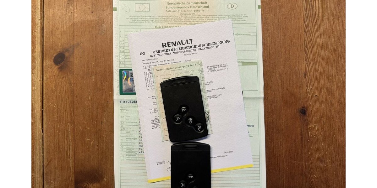 Renault Clio GT Bose Klima Navi 21.tkm ServNeu GARANTIE 21.000 km 12.900 &euro; Erftstadt 50374
