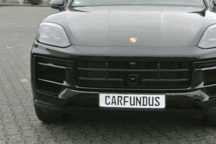 Porsche Cayenne 7.999 km 121.888 &euro; Köln Lövenich 50859