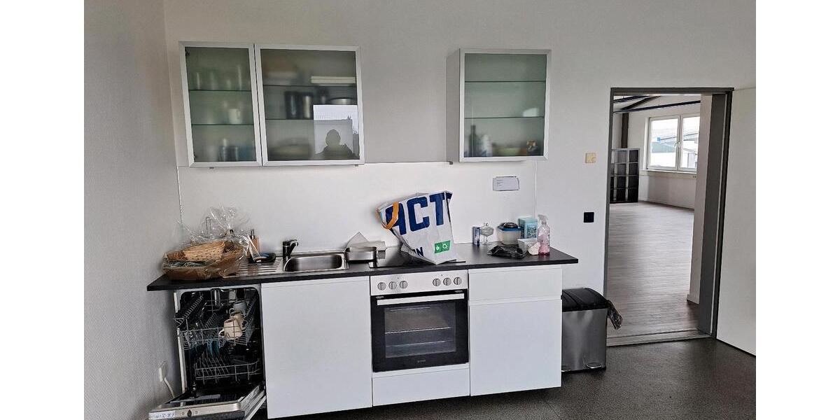 Geräumiges Büro zimmer