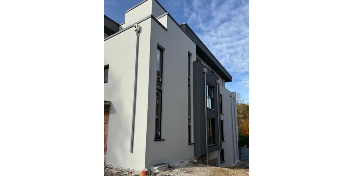 Penthousewohnung klimatisiert mit Balkon mit Blick ins Grüne 2 zimmer