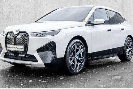 BMW iX 62.484 km 41.995 &euro; Köln-West 50858