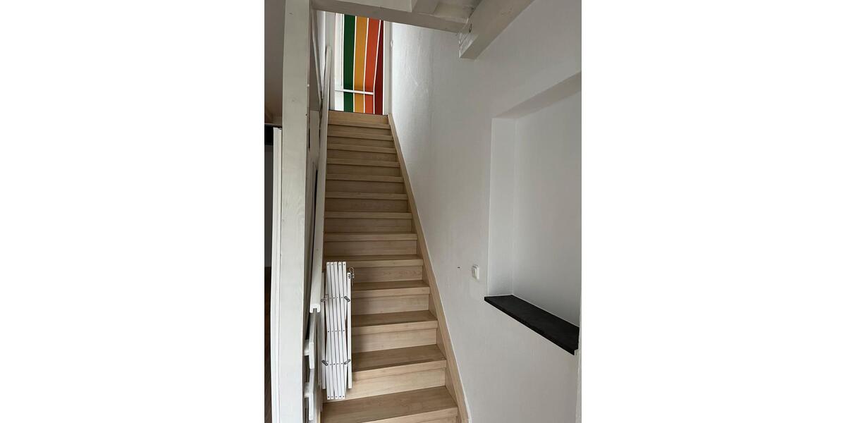 Reihenhaus Köln Kalk - 3.5 Zimmer, 107 m&sup2;, 2.000&euro; | Angebot:27615697