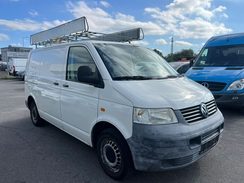 VW T5 Transporter 213.729 km 2.990 € Neuss 41469
