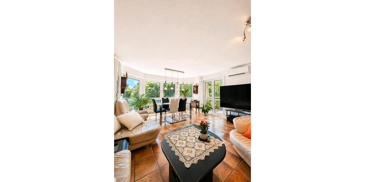 Etagenwohnung Solingen Mitte - 3 Zimmer, 83 m&sup2;, 243.000&euro; | Angebot:27109944