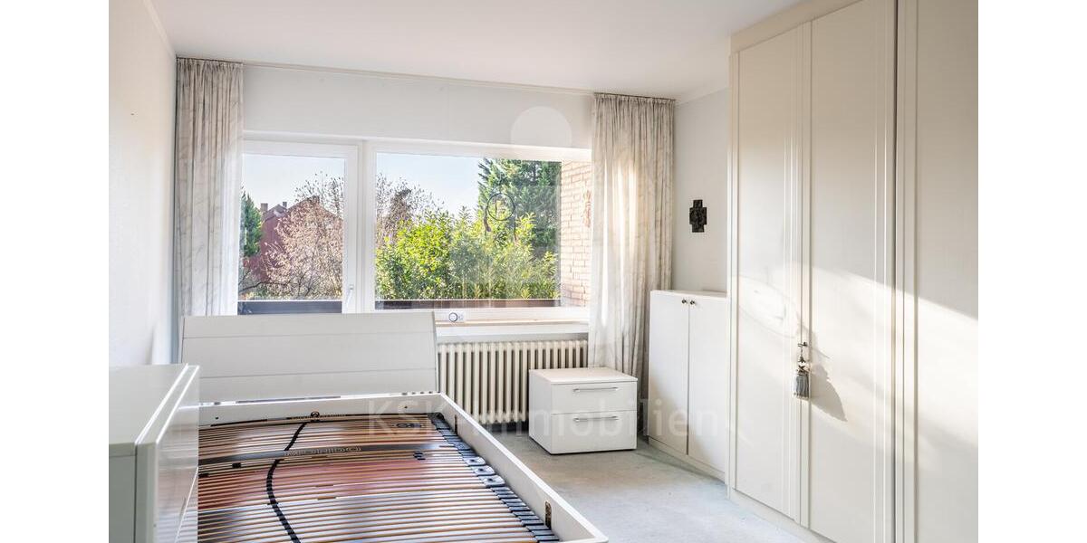 Befristeter Mietvertrag: Charmantes Reihenmittelhaus in Hürth-Efferen mit Garten, Sauna & Garage. 5 zimmer