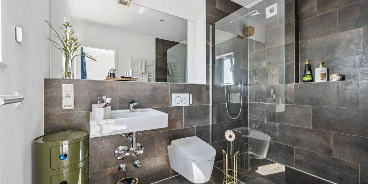 So schön neu: Hochwertige 4-Zimmer-Wohnung mit zwei Balkonen 4 zimmer