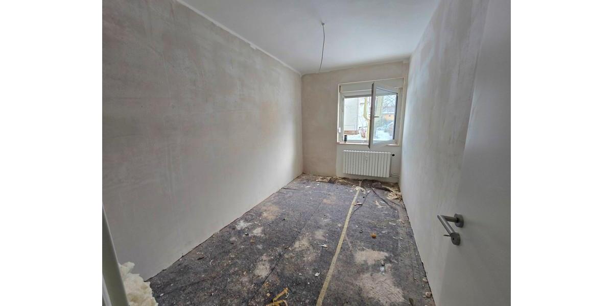 Sanierte Wohnung mit Dielenboden in Düsseldorf-Reisholz 2 zimmer