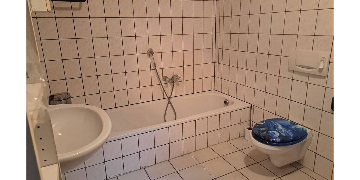 Mehrfamilienhaus, Wohnhaus Kürten - 7 Zimmer, 186 m&sup2;, 350.000&euro; | Angebot:20962648