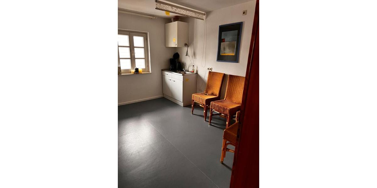 Dachgeschoss komplett zu mieten 100QM zimmer