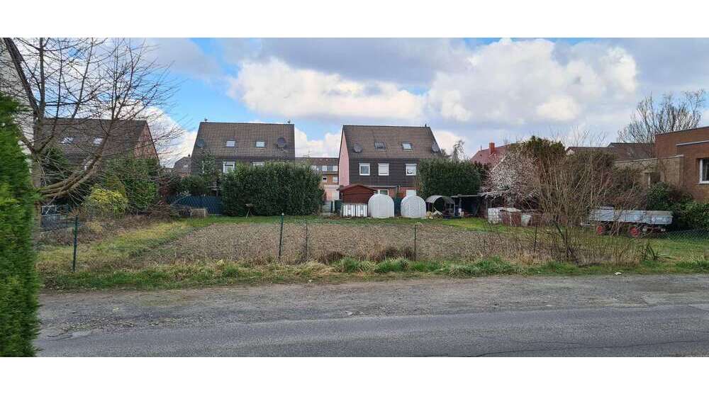 Grundstück zu verkaufen in Köln 598.000 € 930 m²
