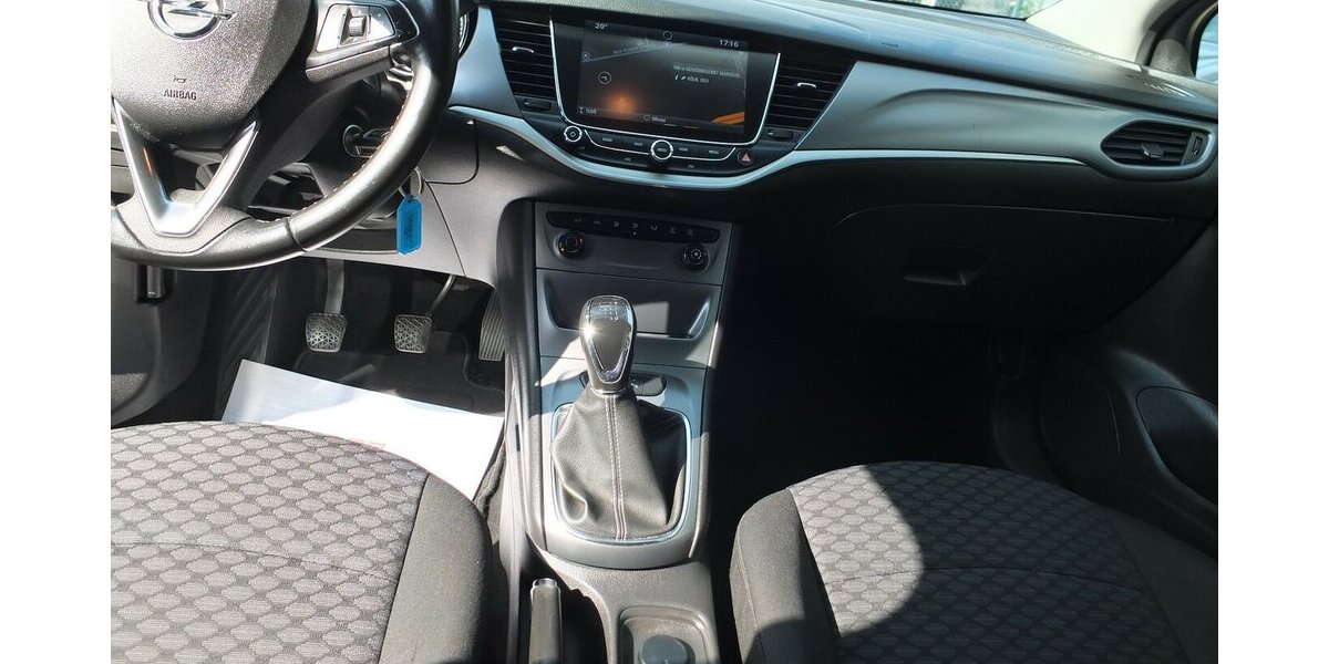 Opel Astra EDITION NAVI KLIMA TEMPOMAT BLUETOOTH 99.125 km 9.908 &euro; Köln 50858